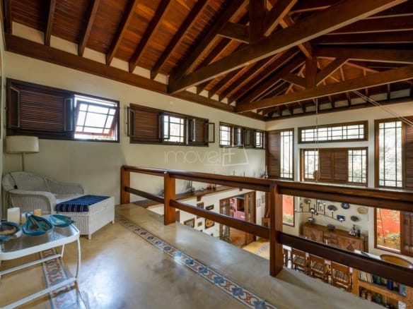 Casa de Condomínio para Venda com 5 quartos, em Guaecá com 576,22m²