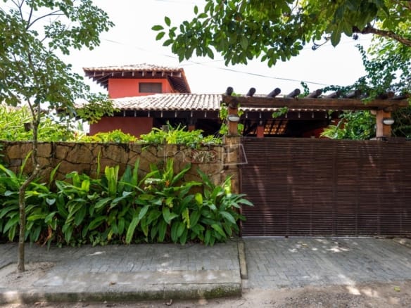 Casa de Condomínio para Venda com 5 quartos, em Guaecá com 576,22m²