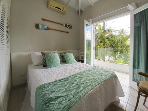 Casa no Condomínio Costa Verde Tabatinga com 5 quartos, na Praia de Tabatinga com 196m²