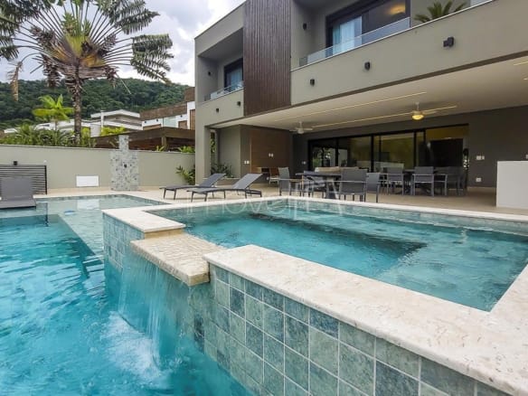 Casa no Condomínio Costa Verde Tabatinga com 8 quartos, na Praia de Tabatinga com 572,3m²