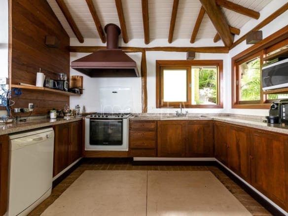 Casa de Condomínio para Venda com 4 quartos, em Ilhabela com 774m²