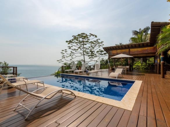 Casa de Condomínio para Venda com 4 quartos, em Ilhabela com 774m²