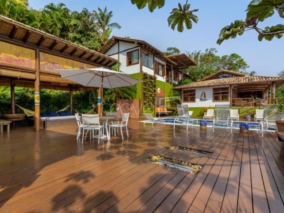 Casa de Condomínio para Venda com 4 quartos, em Ilhabela com 774m²