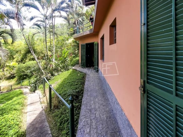 Casa para Venda com 4 quartos, em Fortaleza com 196m²