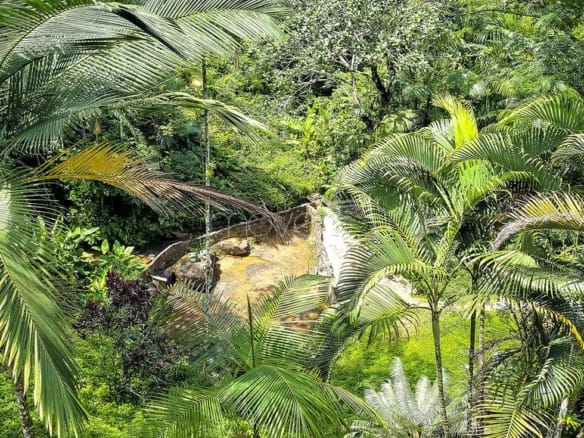 Casa para Venda com 4 quartos, em Fortaleza com 196m²