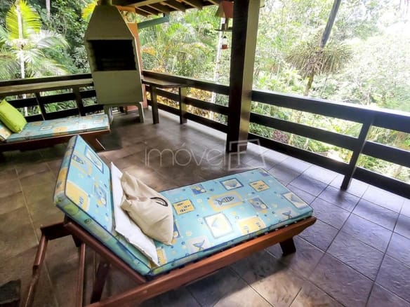 Casa para Venda com 4 quartos, em Fortaleza com 196m²
