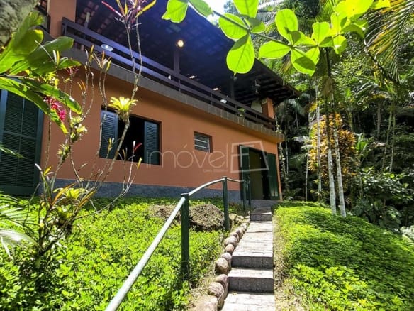 Casa para Venda com 4 quartos, em Fortaleza com 196m²