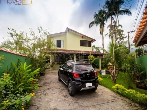 Casa para Venda com 5 quartos, em MASSAGUAÇU com 180m²