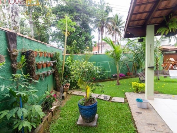 Casa para Venda com 5 quartos, em MASSAGUAÇU com 180m²