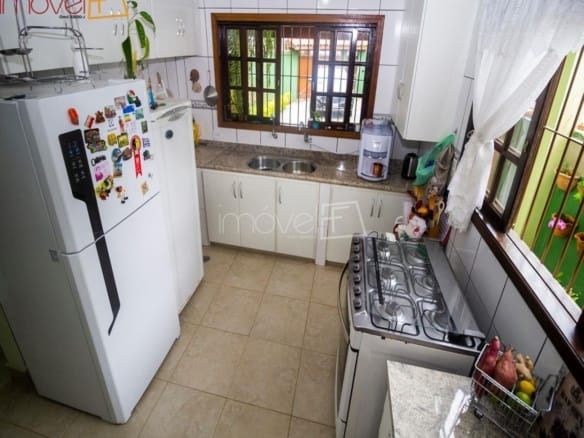 Casa para Venda com 5 quartos, em MASSAGUAÇU com 180m²