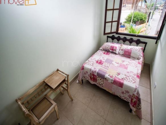 Casa para Venda com 5 quartos, em MASSAGUAÇU com 180m²