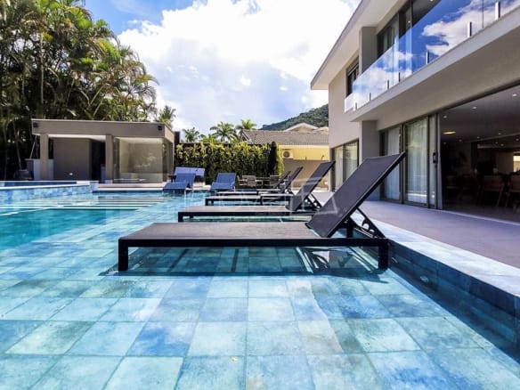 Casa no Condomínio Costa Verde Tabatinga com 8 quartos, na Praia de Tabatinga com 600m²