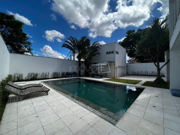 Casa para Venda com 5 quartos, em Jardim América com 601m²