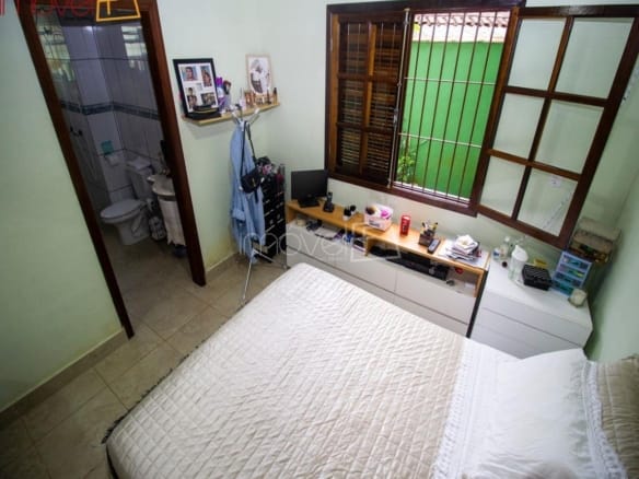 Casa para Venda com 5 quartos, em MASSAGUAÇU com 180m²