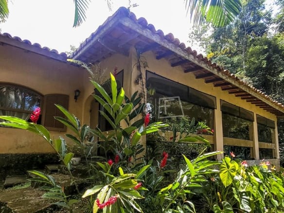 Sítio para Venda com 13 quartos, em Araribá com 3000m²