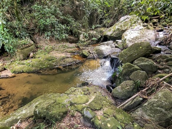 Sítio para Venda com 13 quartos, em Araribá com 3000m²