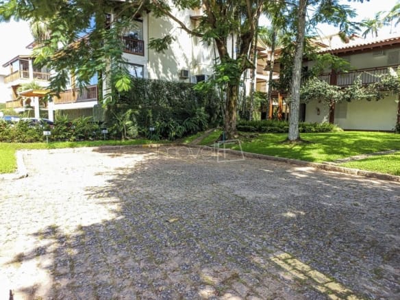 Flat no Condomínio Costa Verde Tabatinga, Setor D1 com 1 quarto, na Praia da Tabatinga com 100m²