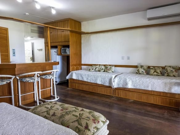 Flat no Condomínio Costa Verde Tabatinga, Setor D1 com 1 quarto, na Praia da Tabatinga com 100m²