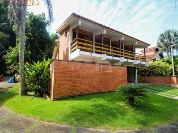 Casa de Condomínio para Venda com 4 quartos, em COCANHA com 300m²