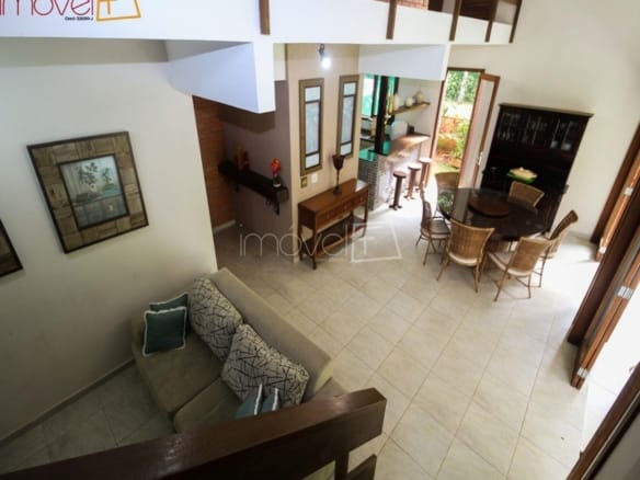 Casa de Condomínio para Venda com 4 quartos, em COCANHA com 300m²