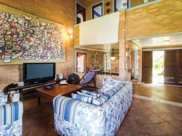 Casa de Condomínio para Venda com 4 quartos, em Cocanha, com 339,62m²