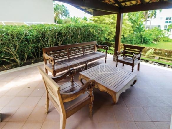 Casa de Condomínio para Venda com 4 quartos, em Cocanha, com 339,62m²