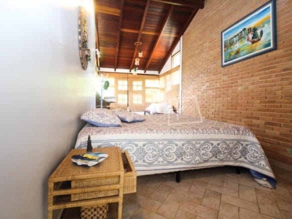 Casa de Condomínio para Venda com 4 quartos, em Cocanha, com 339,62m²