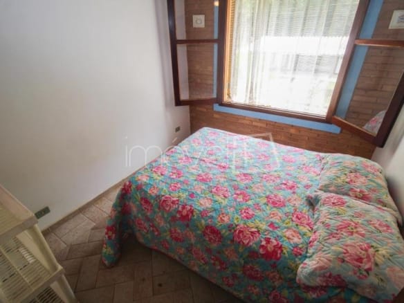 Casa de Condomínio para Venda com 4 quartos, em Cocanha, com 339,62m²