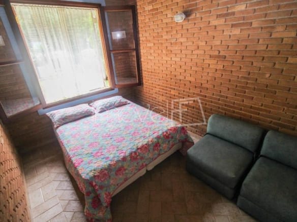 Casa de Condomínio para Venda com 4 quartos, em Cocanha, com 339,62m²