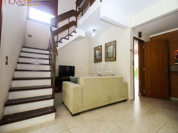 Casa de Condomínio para Venda com 4 quartos, em COCANHA com 300m²