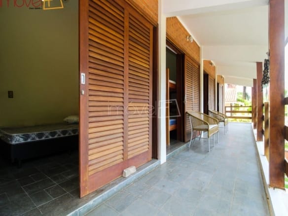 Casa de Condomínio para Venda com 4 quartos, em COCANHA com 300m²
