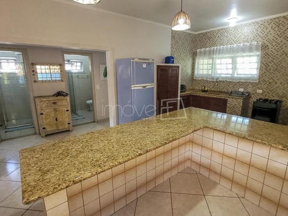 Casa de Condomínio para Venda com 3 quartos, em Praia da Mococa com 380m²