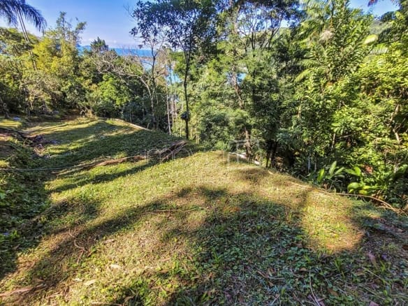 Terreno para Venda na Praia da Fortaleza com 5042m²