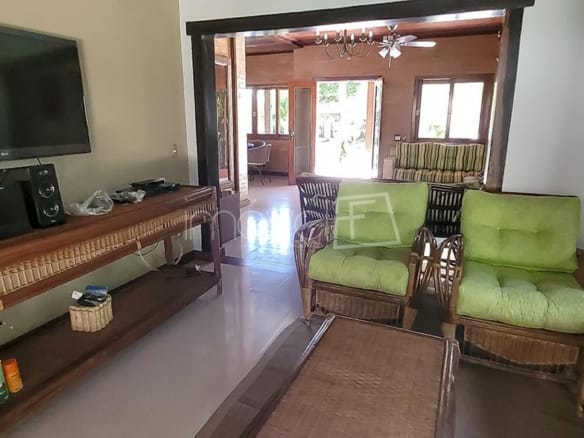 Casa à Venda em Ubatuba no Condomínio Recanto da Lagoinha  com 3 quartos e 292m²