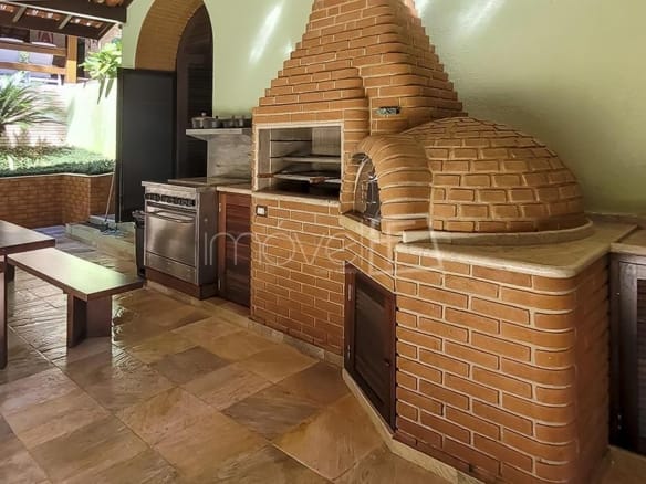 Casa à Venda em Ubatuba no Condomínio Recanto da Lagoinha  com 3 quartos e 292m²