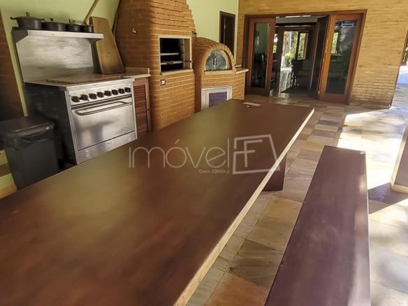 Casa à Venda em Ubatuba no Condomínio Recanto da Lagoinha  com 3 quartos e 292m²