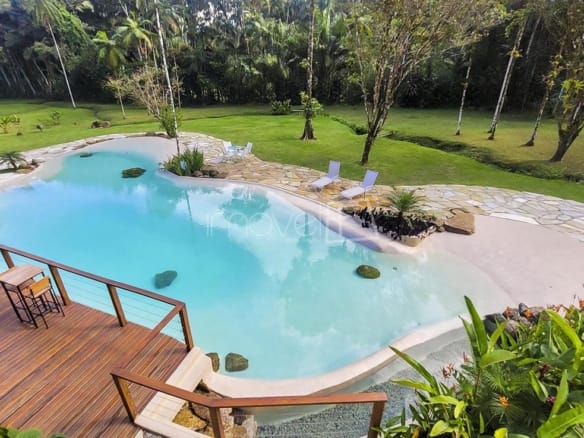 Casa para Venda com 3 quartos, em Ubatumirim com 350m²