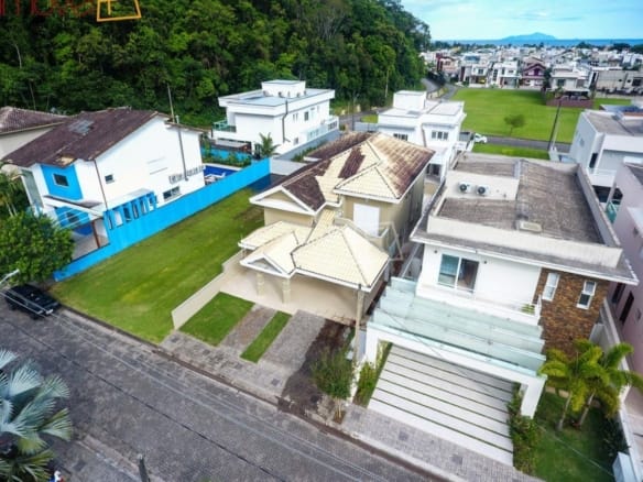 Casa para Venda com 3 quartos no Condomínio Costa Nova