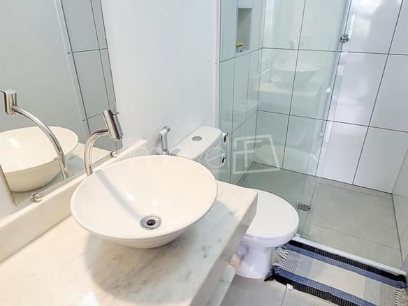 Casa à venda em Ubatuba no Condomínio Salga Lagoinha com 3 quartos e 250m²