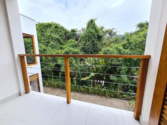 Casa para Venda com 4 quartos, em PRAIA DE ITAMAMBUCA com 273m²