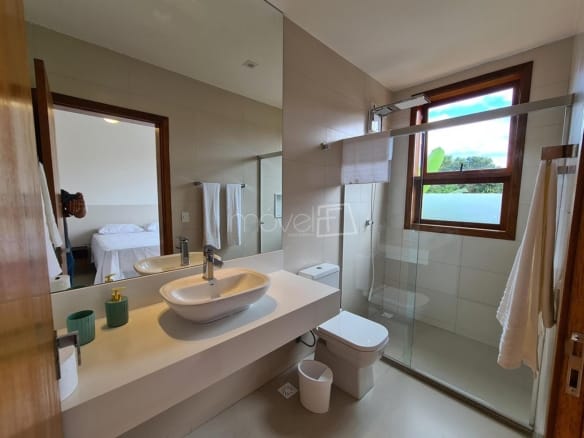 Casa para Venda com 4 quartos, em PRAIA DE ITAMAMBUCA com 273m²