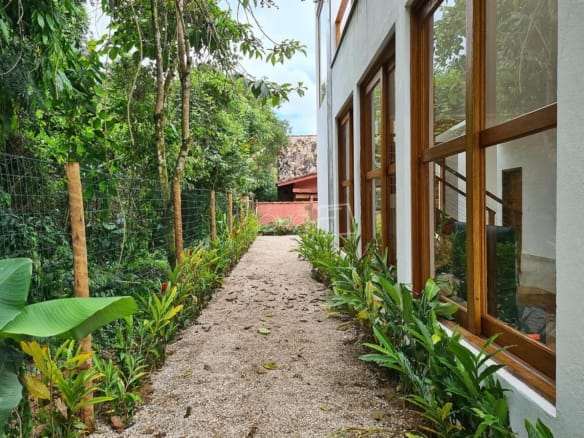 Casa para Venda com 4 quartos, em PRAIA DE ITAMAMBUCA com 273m²