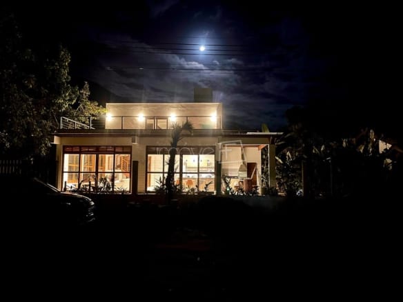 Casa para Venda com 4 quartos, em PRAIA DE ITAMAMBUCA com 273m²