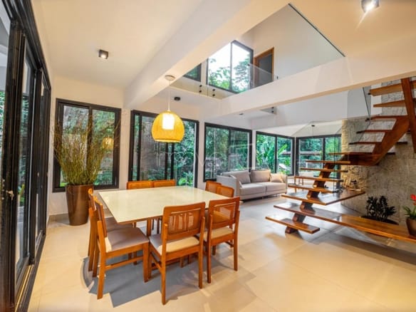 Casa para Venda com 4 quartos, em Praia do Prumirim com 172m²