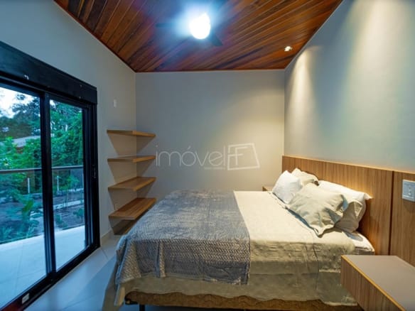 Casa para Venda com 4 quartos, em Praia do Prumirim com 172m²