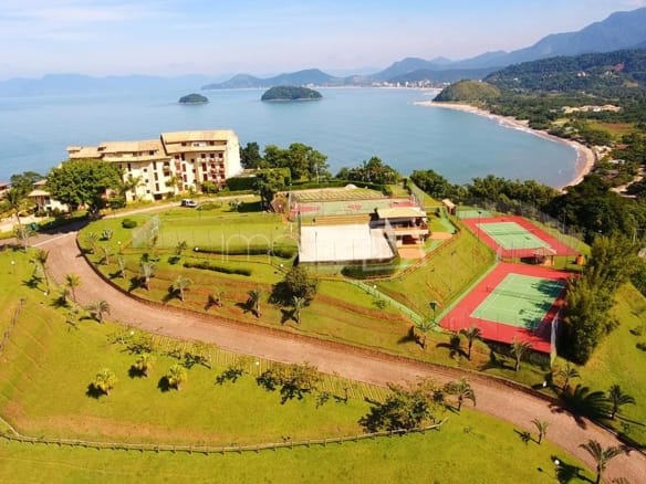Apartamento no Condomínio Costa Verde Tabatinga, As Gaivotas com 1 quarto, na Praia de Tabatinga com 61m²