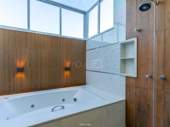 Casa de Condomínio para Venda com 3 quartos, em Terras de Santa Teresa com 313m²