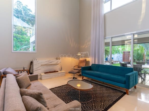 Casa de Condomínio para Venda com 3 quartos, em Terras de Santa Teresa com 313m²