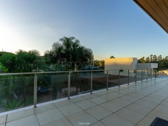 Casa de Condomínio para Venda com 3 quartos, em Terras de Santa Teresa com 313m²