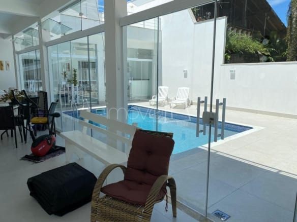 Casa para Venda com 4 quartos, em Jardim do Sol com 309m²